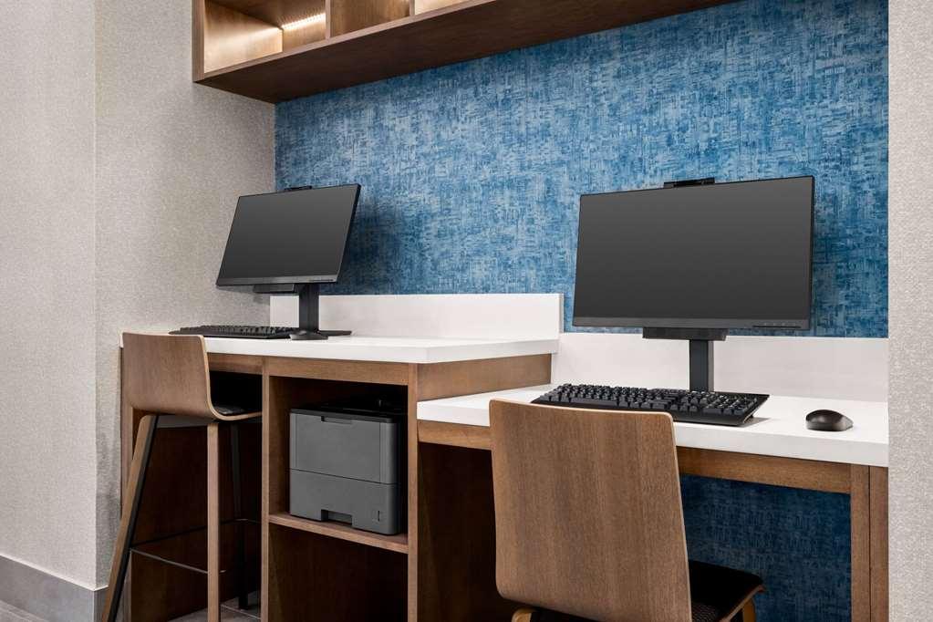 Hawthorn Suites By Wyndham Del Rio Facilities photo